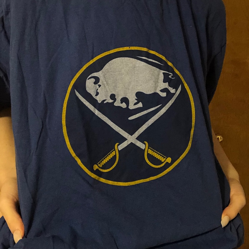 ✧Graphic Tee Buffalo Sabres Hockey